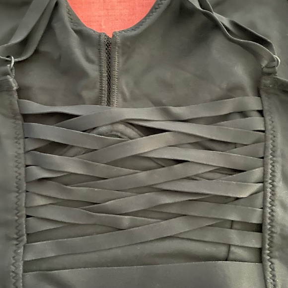 lululemon light support bra pads not included - Picture 3 of 5